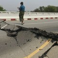 Jak zemljotres pogodio Mjanmar, potres se snažno osetio i na Tajlandu: Srušio se neboder u Bankoku, most koji povezuje dva…
