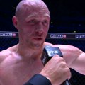 Beogradska arena brutalno izviždala Hrvata na fnc 23, on bio u šoku, pa ispao šmeker i dobio aplauze