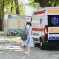 Pronađena beba u zaključanim kolima na Adi Ciganliji: Vatrogasci razbili staklo na vozilu i uspeli da oslobode dete