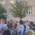 Počeo protest ispred Pete gimnazije: „Primer kako da se sistem razračuna sa školama“