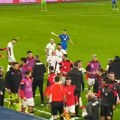 Sramna provokacija, Albanac u Leskovcu pokazivao orla: Bezobrazno se zatrčao ka tribini, napravio haos