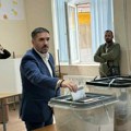 Živić glasao u Lapljem selu: Ovo su izbori gde nemamo pravo na grešku