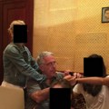 "U akvarijumu sam punom devojaka" Ove metode je Epstajn koristio da se približi moćnim ljudima: Prepiske su postale predvorje…