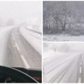 (Video) Sneg veje kao nikad ranije, vozači oprez! Ovi delovi Srbije su pod snežnim pokrivačem, temperature se spuštaju ispod…