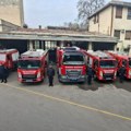 Uprava za vanredne situacije u Kragujevcu dobila nova VATROGASNA VOZILA i OPREMU (FOTO)