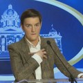 Brnabić: Dok je Vučić premijer da promenimo Ustav, pa neka se vrati da bude predsednik