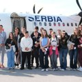 (Foto) Er Srbija obradovala učenike sa Kosova i Metohije: Deca prvi put letela avionom