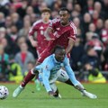 Da li je Liverpul oštećen? "Kako je to žuti karton"; "Smešno..." VIDEO
