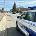 Karambol na naplatnoj rampi: Sudarila se tri automobila u Staroj Pazovi, na licu mesta hitna pomoć i policija