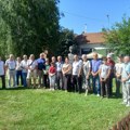 POLAGANJEM CVEĆA I VENACA OBELEŽEN DAN BORCA