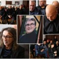 Estrada se okupila na komemoraciji preminulom kompozitoru Supruga Ljubiše Kovačevića neutešna, Rale se od prijatelja oprostio…