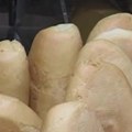 Влада продужила Уредбу о обавезној производњи и промету хлеба од брашна Т-500
