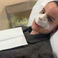 "Уништили су ми нос": Српска певачица објавила фотографију из болнице, открила кроз какву агонију пролази