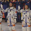 Tri kineska astronauta vratila se na Zemlju posle gotovo sedam meseci u svemiru