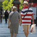 Žene u proseku primaju penziju 21 godinu, a muškarci 16
