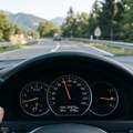 Vraćanje kilometraže skupo košta vozače u Srbiji: kupci izdvajaju skoro desetinu vrednosti vozila više nego što bi trebalo…
