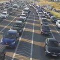 Paklene gužve na granicama Kolone još uvek kilometarske, ovaj put u Srbiji maksimalno opterećen! Evo koliko se trenutno čeka…