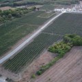 Vučić obišao vinariju Đorđević kod Lapova i destileriju Emperus u Đurđevu