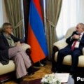 Пашињан: Баку и Јереван 'говоре различитим дипломатским језицима' у мировним преговорима
