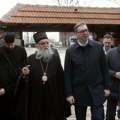 Vučić u Vranju: U Srbiji će svih 57 porodilišta biti ili rekonstruisana ili izgrađena potpuno nova (video)