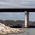 Још један амерички брод оштетио мост у Оклахоми преко реке Арканзас