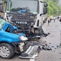 Automobil uništen do neprepoznatljivosti: Stravični prizori nakon nesreće u kojoj su poginuli otac i ćerka