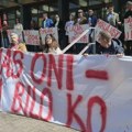 Delomično usvojena žalba odbrane novosadskih aktivista koji su u pritvoru više od 50 dana, ali ipak ostaju iza rešetaka