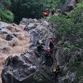 Spasene četiri osobe čiji su životi bili ugroženi zbog izlivanja reke u Vučju