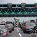 Na graničnom prelazu Horgoš putnička vozila čekaju jedan sat, autobusi sat i po