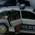Kao da ništa nije bilo Pojavio se snimak privođenja osumnjičenog za dvostruko ubistvo u Budvi