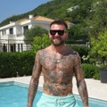 (Video): Stanislav Krofak u luks vili sa bazenom u Crnoj Gori, pokazao auto od 330.000 evra, pa progovorio o Maji: "Imam novu…