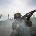 Ranjeni ruski vojnik oborio ukrajinski dron rezervnom gumom