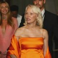 "Rekli su mi da imam još 10 godina života": Pamela Anderson o "smrtnoj presudi" koja joj je promenila život