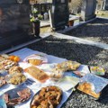 Evo šta se radi za Miholjske zadušnice: Od groblja ne treba praviti restoran, dovoljni su sveća, vino i žito