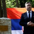 Selaković otkrio spomenik srpskim zarobljenicima i vojnicima u Kastelanu