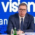 "On je jak, verujem da će sve prebroditi": Vučić o atentatu na Roberta Fica, osvrnuo se i na govor na ruskom jeziku (video)
