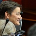 Ana Brnabić podnosi 100 potpisa poslanika većine za održavanje referenduma o poverenju predsedniku