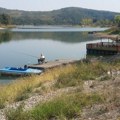 Zabrinjavajuće nizak vodostaj na Gružanskom jezeru
