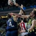 Izundu „posterizovao“ Fenerov dvojac (VIDEO)