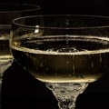 Šampanjac jači zbog ovogodišnjih toplotnih talasa, alkoholna granica pomerena sa 13 na 15 odsto