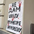 Oglasili se profesori Gimnazije, počinju sa svakodnevnim protestima ispred škole