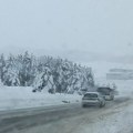 AMSS upozorio vozače da ih očekuju zimski uslovi za vožnju