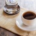 Sulud trend u BG kafićima: Donesu kafu bez vode, a imaju spreman i odgovor!
