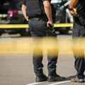 Dva policajca su ranjena, napadač ubijen u pucnjavi u Vaterlou u Ajovi