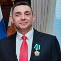 „Orden za vojnog dezertera poslala tetka iz Kanade“: Vulin na Paradi pobede u Moskvi, može li grotesknije od ovog?