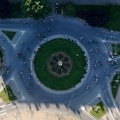 Šaka blokadera opkolila kružni tok u Loznici: mALO ih je, ali očigledno mnogo mrze Srbiju i žele da napakoste narodu (foto)