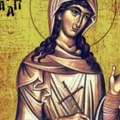 Verovanje kaže da će devojke, koje se danas ogluše o ovaj običaj, ostati bez poroda, a muškarci će biti neuspešni u…