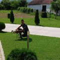 Puli ne zaboravlja ko mu je izvidao rane: Neobično prijateljstvo Marka iz Prilepca i povređenog rodića