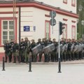 Čačani napadnuti bejzbol palicama na urgentnom odeljenju, građani protestuju ispred PU