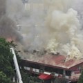 (ФОТО) Гашење пожара у ТЦ Ењуб